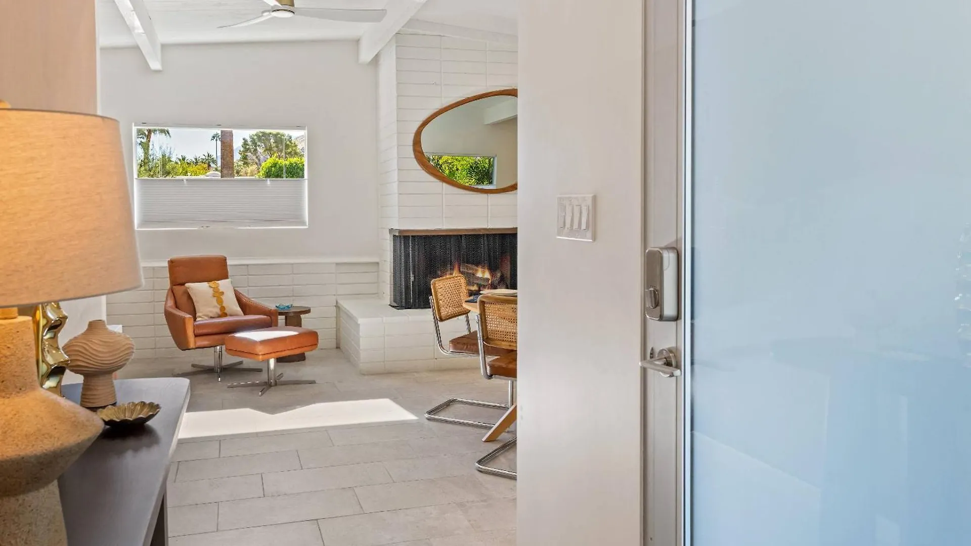 Luxurious Tennis Club Bungalow 1 With Mountain Views And Walks To Downtown Palm Springs! 0*,  United States