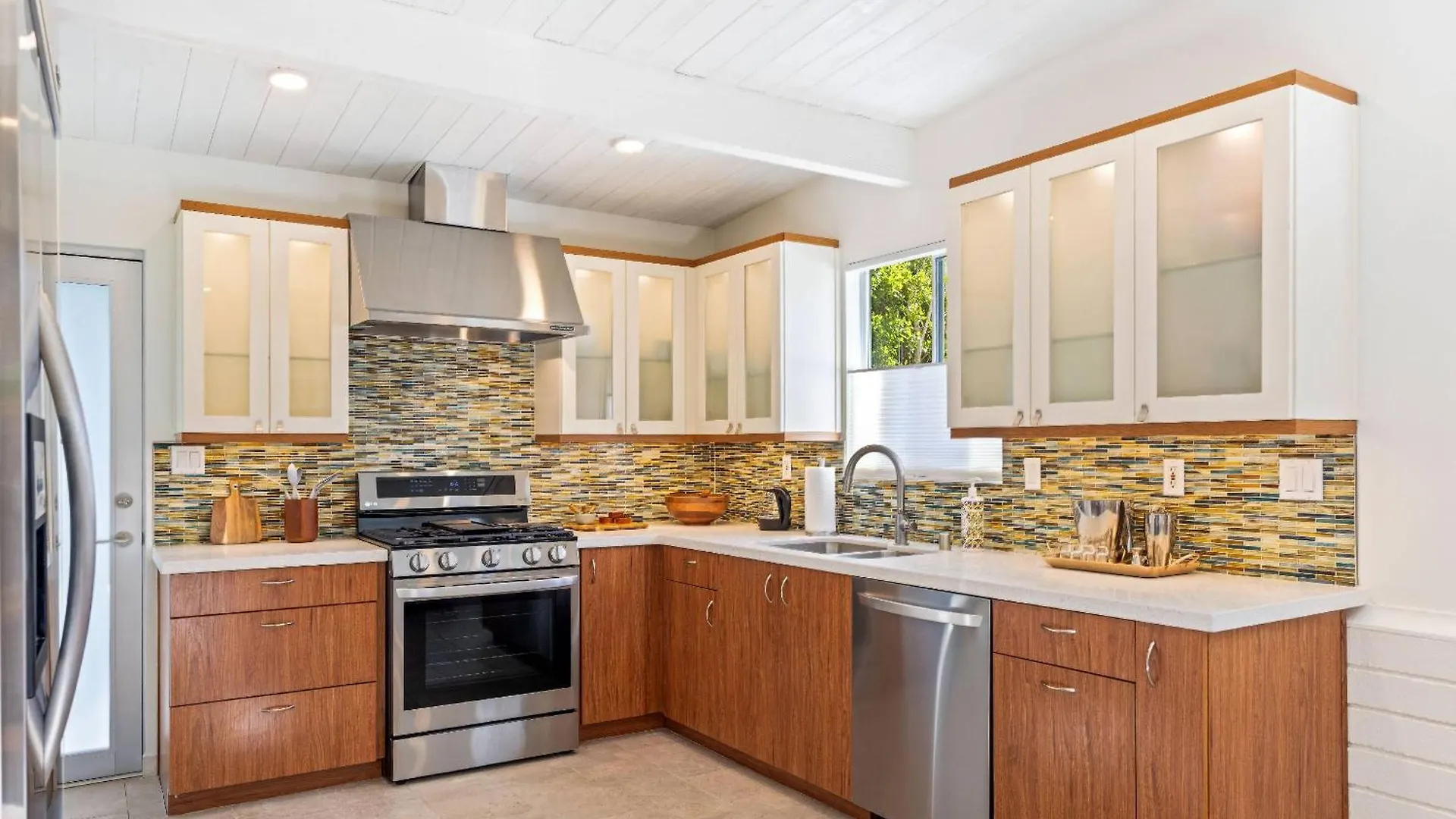 Holiday home Luxurious Tennis Club Bungalow 1 With Mountain Views And Walks To Downtown Palm Springs!